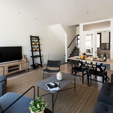 Apartamento Petit Luxe Tobella Dreta Terrassa Exterior foto
